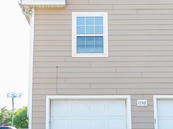 1748 N 27th St, Lincoln, NE 68503