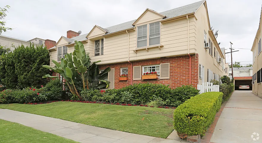 1 bed, 800 sqft, $2,595 — Photo 1