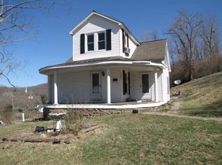 364 Wayne St, Manchester, KY 40962