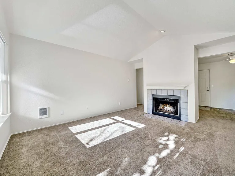 Hampton Ridge Apartments — Photo 24