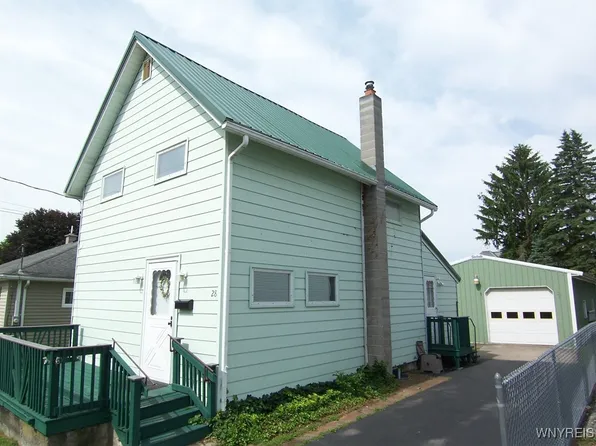 28 Williams St, Batavia, NY 14020
