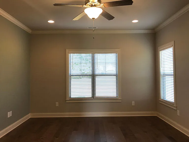 166 Staffordshire Dr — Photo 18