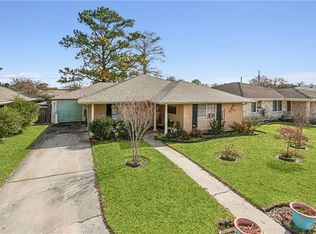 111 Donelon Dr, Harahan, LA 70123