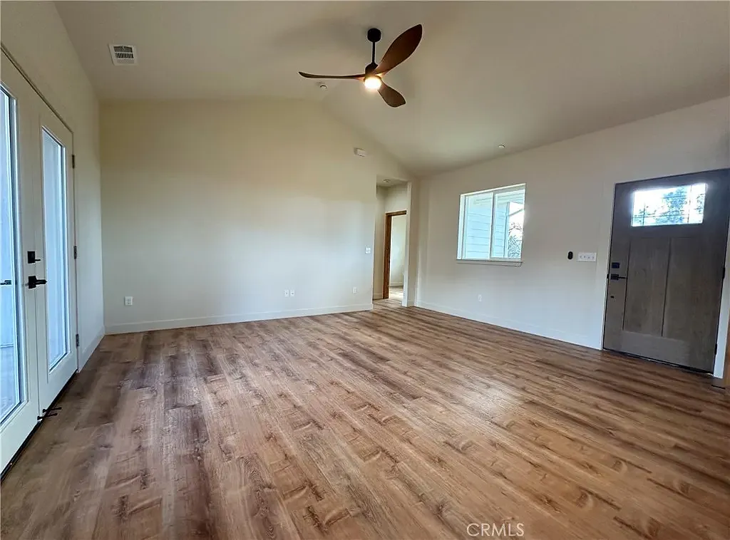 3 bed, 1428 sqft, $2,600 — Photo 3