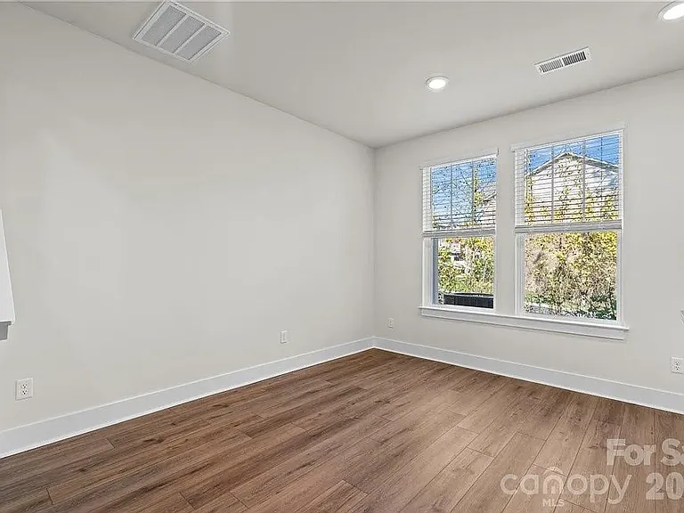 51 Moon Haven Way #51 — Photo 10