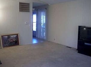 4th image of 25 Ciemny Ln