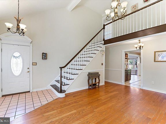 5th image of 88 Chandler Ct