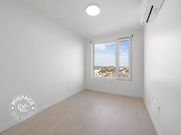 1499 Bedford Avenue image 11 of 35