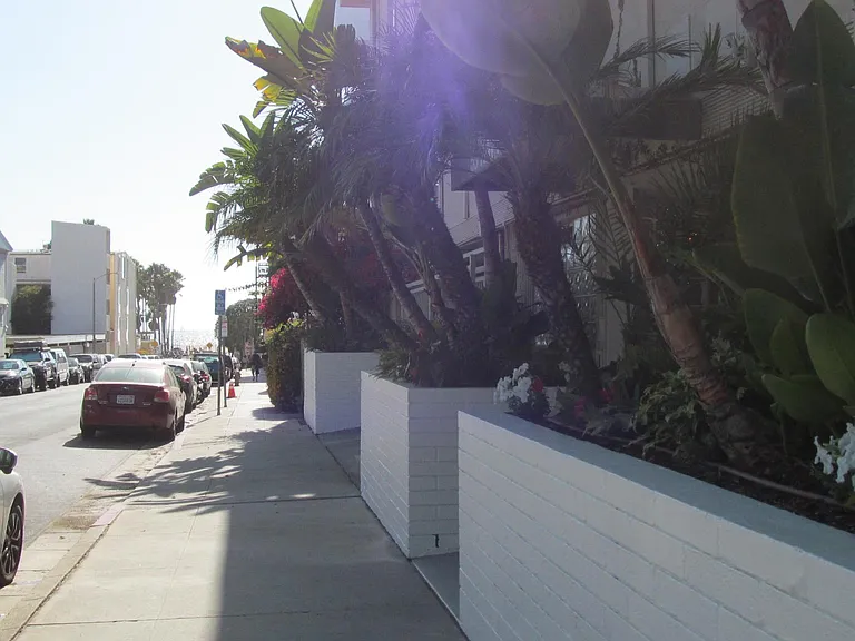 55 Navy Street — Photo 32
