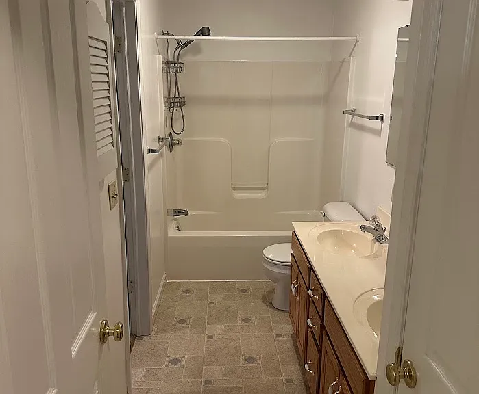 878 Poplar St — Photo 24