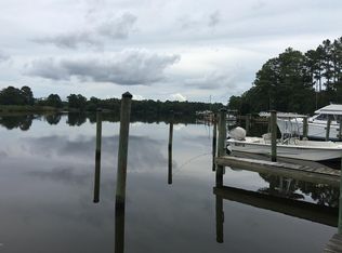 91 Spinnaker Point Rd, Oriental, NC 28571