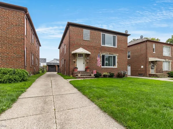 5711 Warwick Dr, Parma, OH 44129