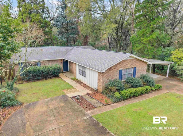 204 Gayfer Ct, Fairhope, AL 36532