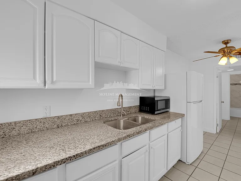 1308 N 22nd St #1 — Photo 10