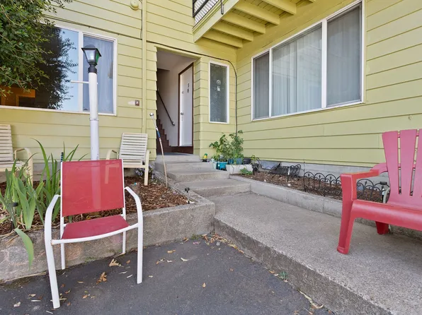 Huber Apartments, 4633 SW Huber St #4, Portland, OR 97219