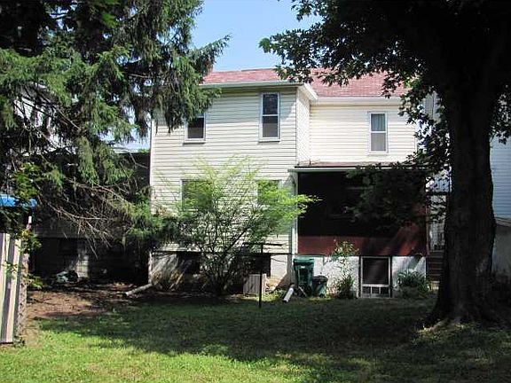 2nd image of 120 & 118 Laird St