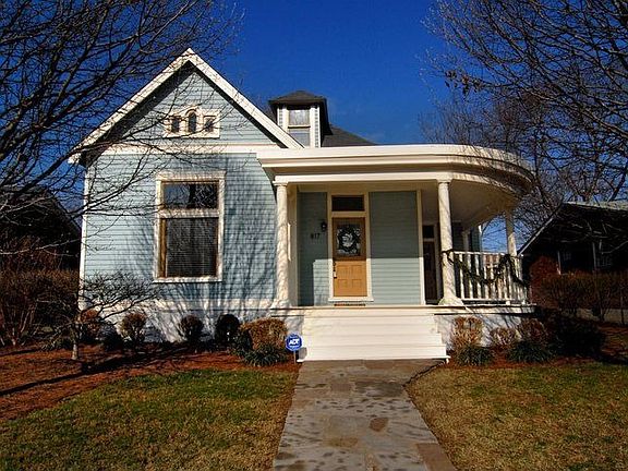 Totally renovated in 2000