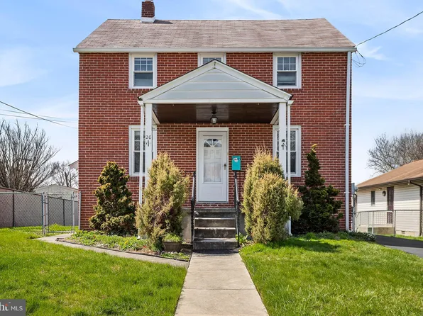 20 E Elbon Rd, Brookhaven, PA 19015