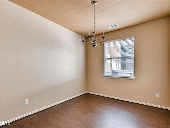 3rd image of 9901 Cherry Hill Ln