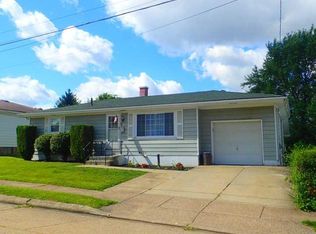 2914 Burns Ave, Erie, PA 16504
