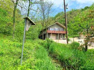 154 Skaim Hollow Dr, Waukon, IA 52172