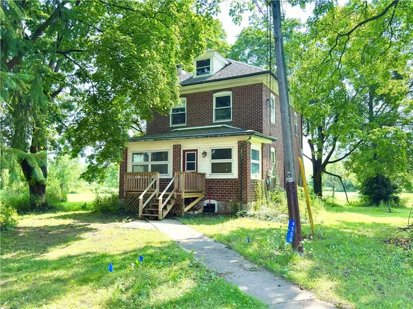 4550 Vera Cruz Rd, Center Valley, PA 18034