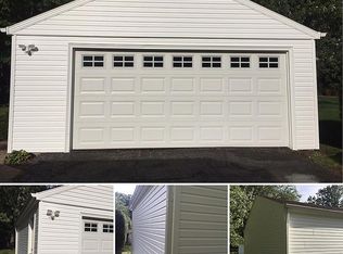 535 Woodlane Dr, Bay Village, OH