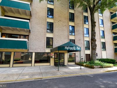 6139 Leesburg Pike APT 206, Falls Church, VA, 22041