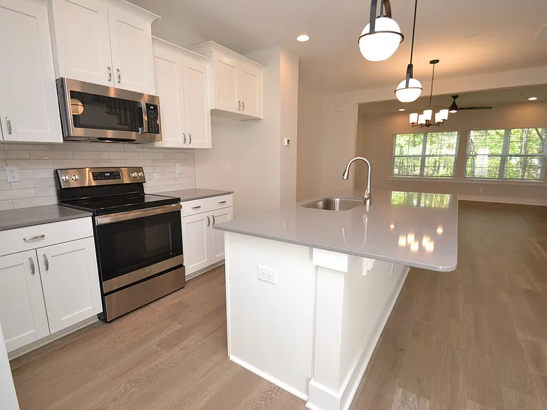 8535 Marvino Ln — Photo 13