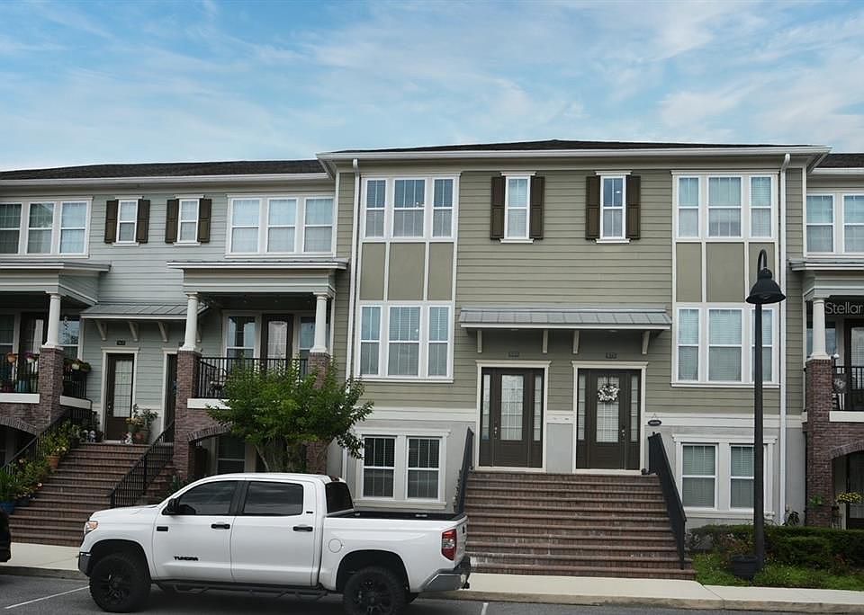 1st image of 869 Taramundi Dr