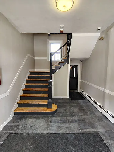260 Washington Apartments Modern Living in the Heart of Salem Photo 1