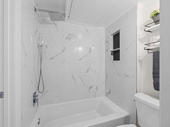 5th image of 1708 Port Oak Pl #1708