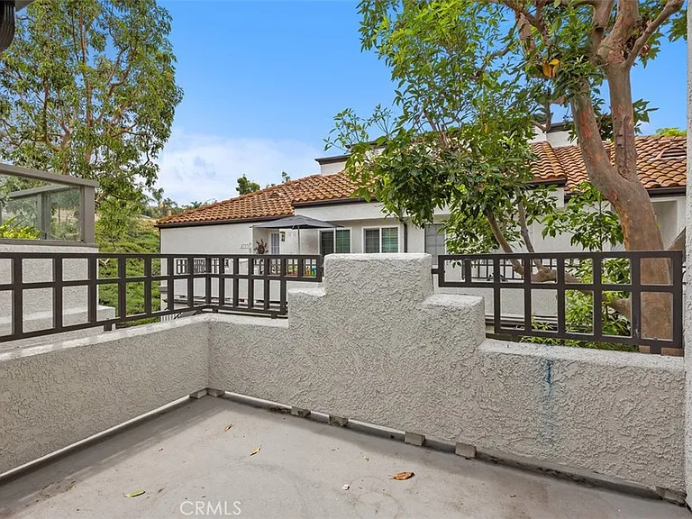27341 Ryan Dr — Photo 23