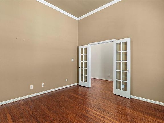 5th image of 3444 Estes Park Ln