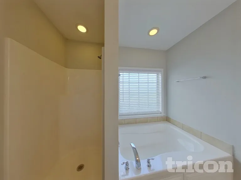 213 Dellwood Dr — Photo 11