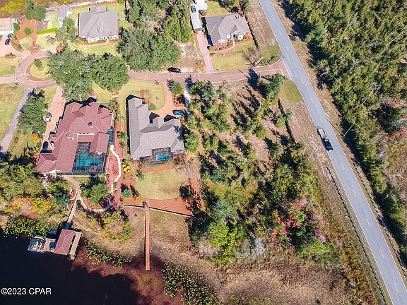 2nd image of 4408 Bayou Oaks Dr