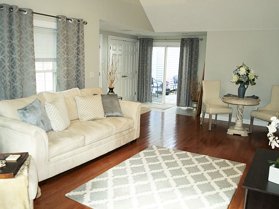 Main living room 