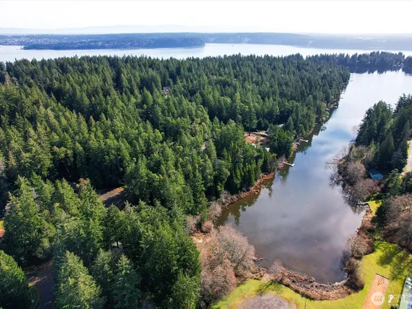 11024 Matthews Way, Anderson Island, WA 98303