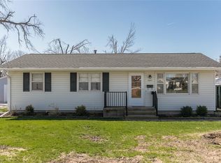 2051 Brookland Dr NE, Cedar Rapids, IA 52402