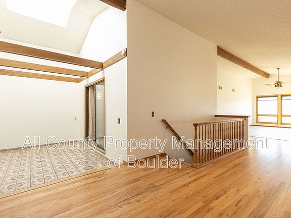 3rd image of 3325 Camden Dr