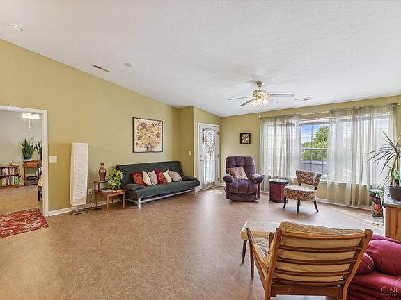 5th image of 3548 Chestnut Park Ln #7