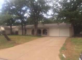 2706 Jewell Dr, Arlington, TX 76016