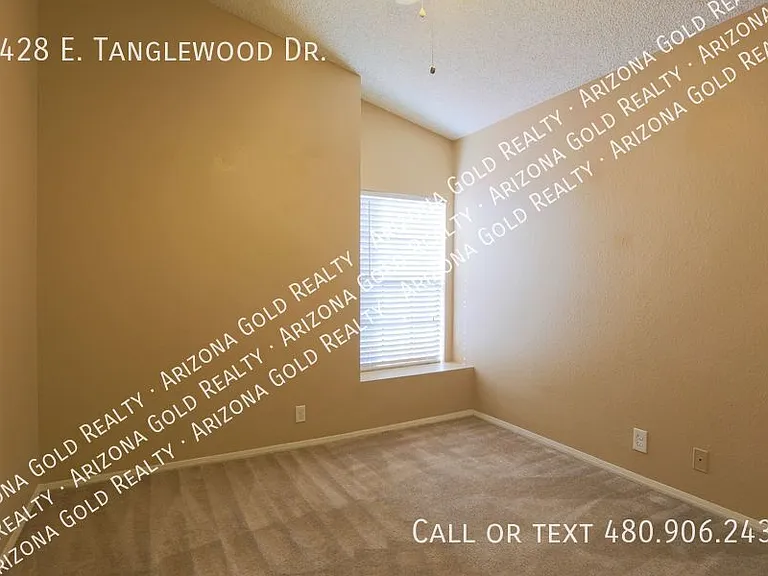 4428 E Tanglewood Dr — Photo 20