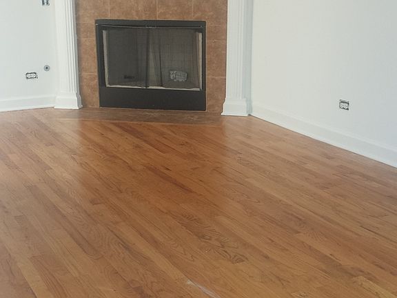 4th image of 2405 S Oakley Ave #304