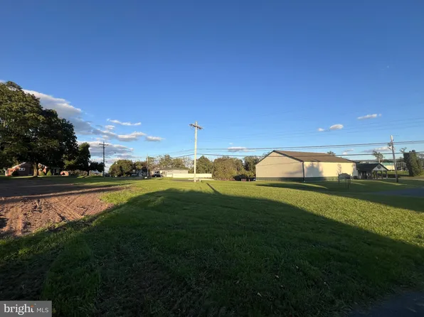 216 Clover Ave, Yeagertown, PA 17099