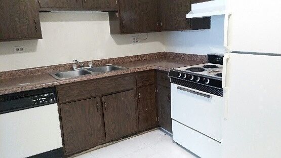 4th image of 2905 Willow Ln APT B5