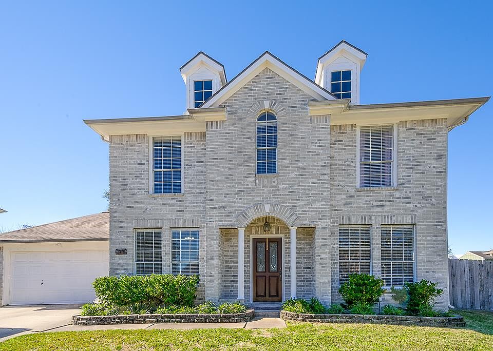 1st image of 2118 N Mission Cir