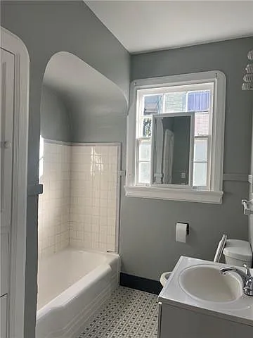 562 Central Ave — Photo 14
