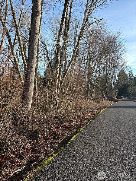 5th image of 128 Valley View Drive