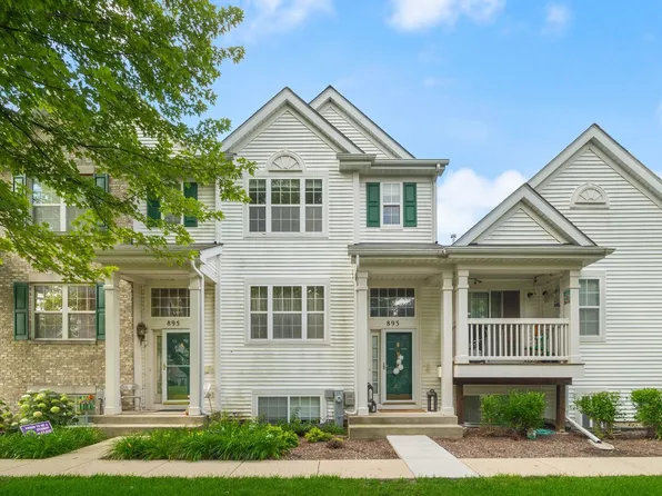 893 Emerald Dr, Hampshire, IL 60140